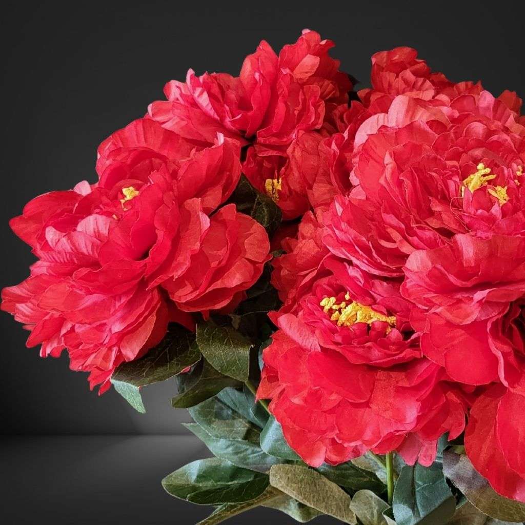 Peony Bunch Red Thumbnail 2